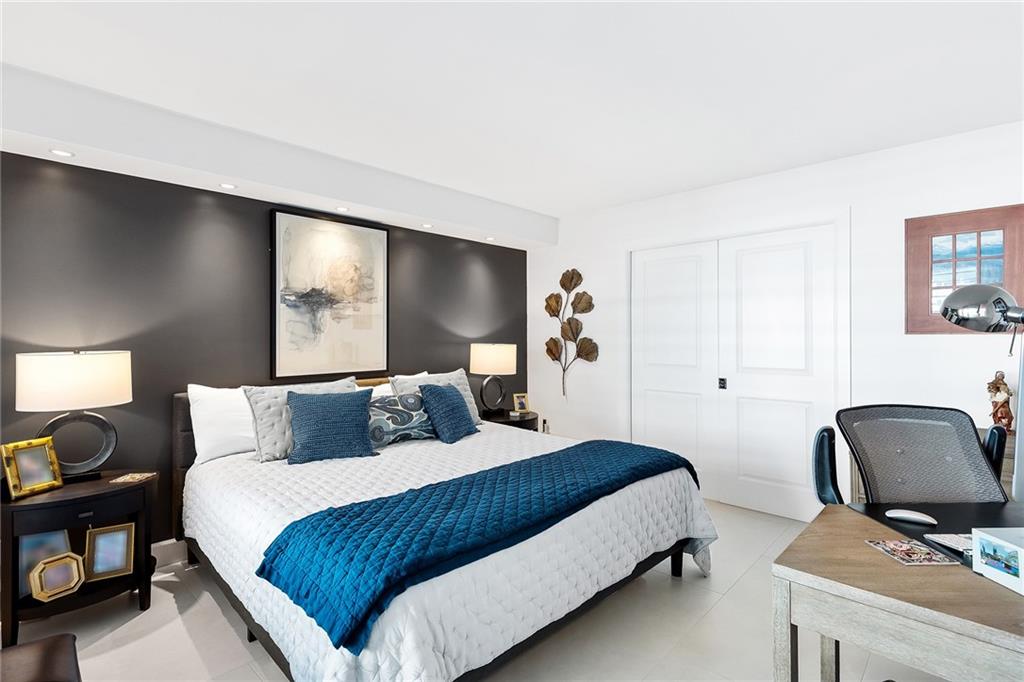 Playa Del Mar - Residential