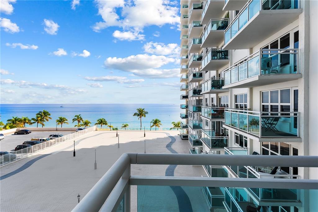 Playa Del Mar - Residential