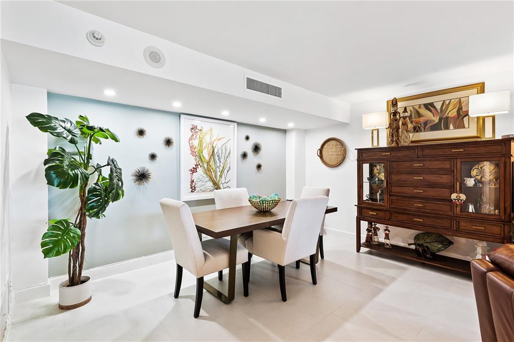 Playa Del Mar - Residential