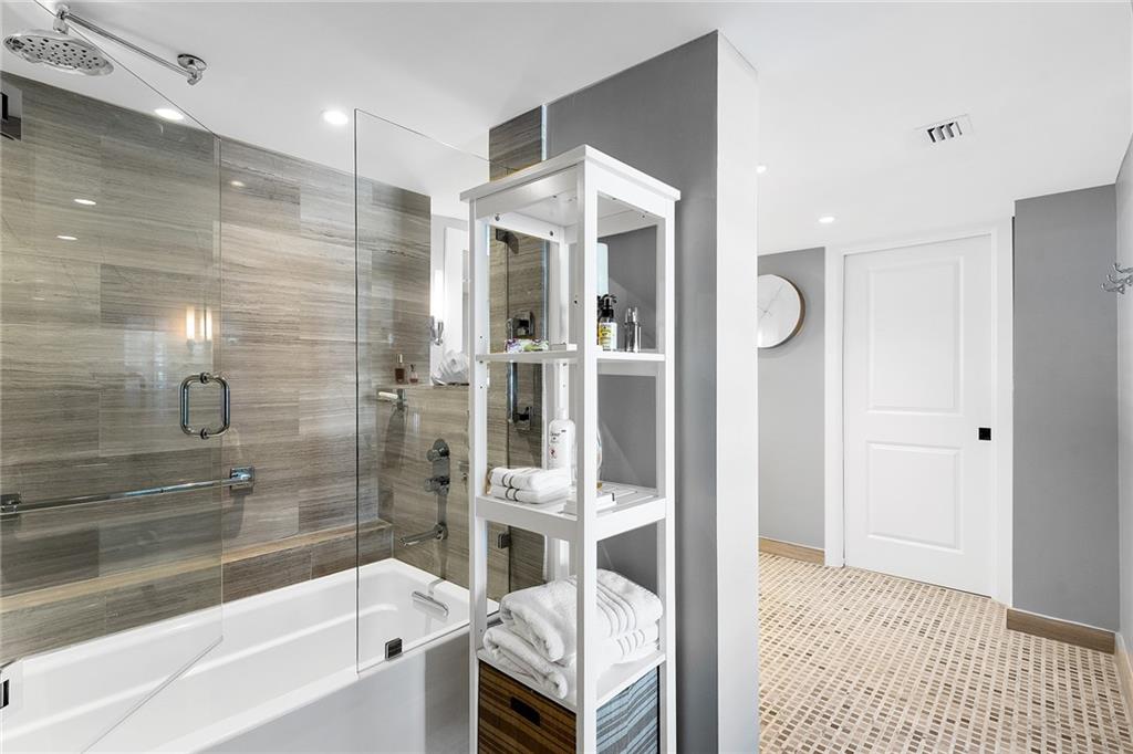 Playa Del Mar - Residential