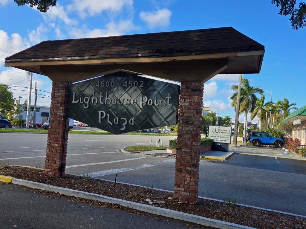 Photo of 4500 N Federal Highway #303, Lighthouse Point, FL 33064 (MLS # F10548355)