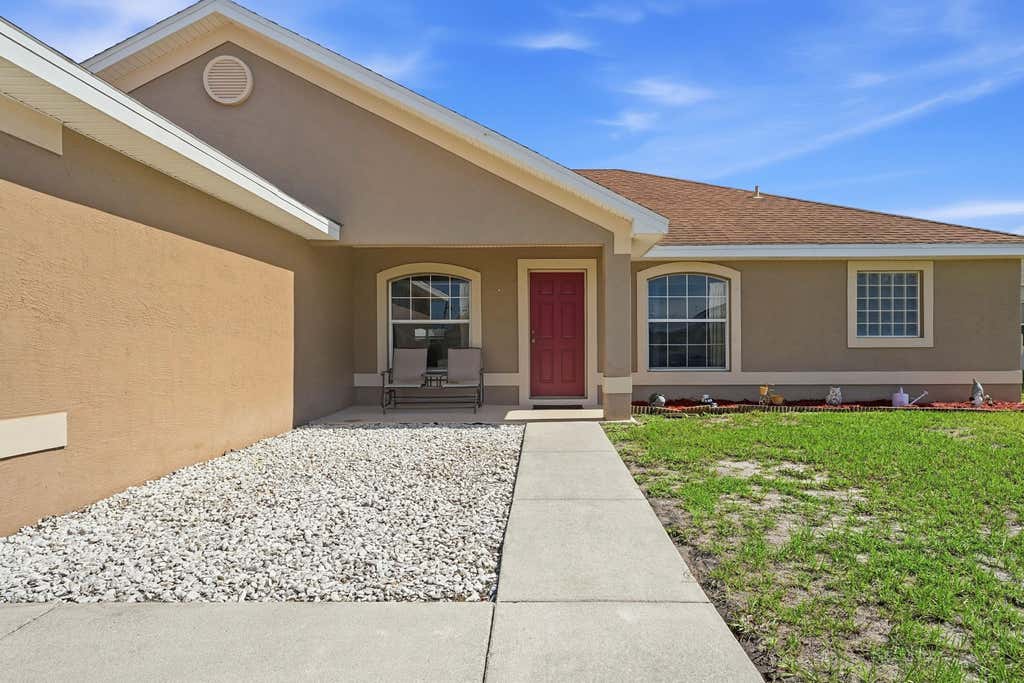 Photo of 1781 SW Starman Avenue, Port Saint Lucie, FL 34953 (MLS # B26049490)