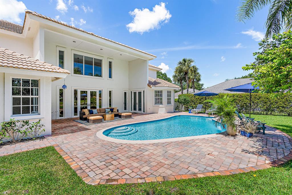 HERITAGE OAKS - Residential