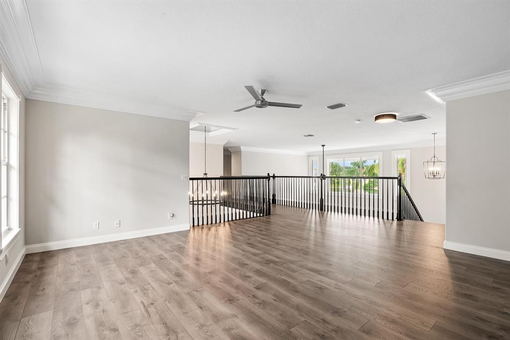 HERITAGE OAKS - Residential