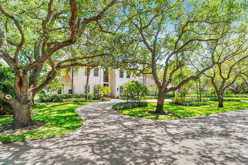 HERITAGE OAKS - Residential