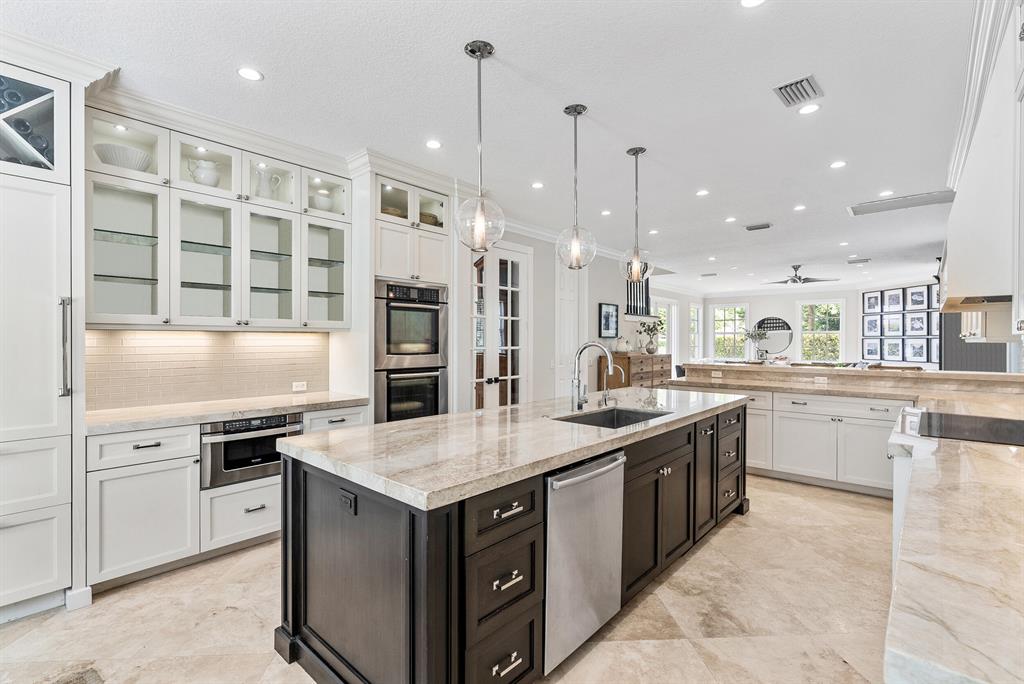 HERITAGE OAKS - Residential