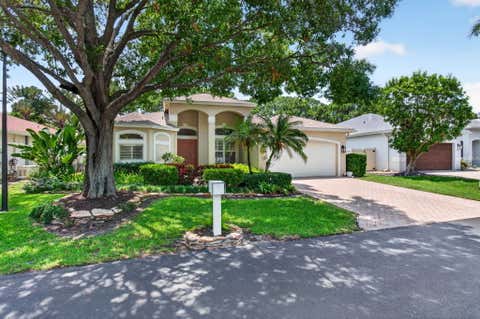 Tiny photo for 68 Lake Eden Drive, Boynton Beach, FL 33435 (MLS # B26030745)
