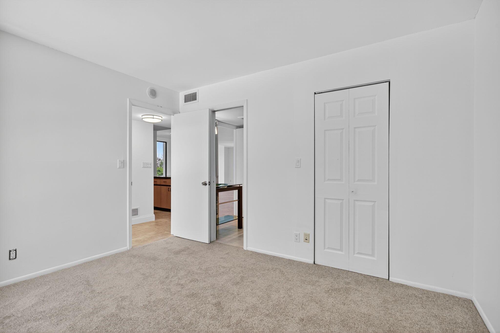 HILLSBORO LANDINGS CONDO - Residential