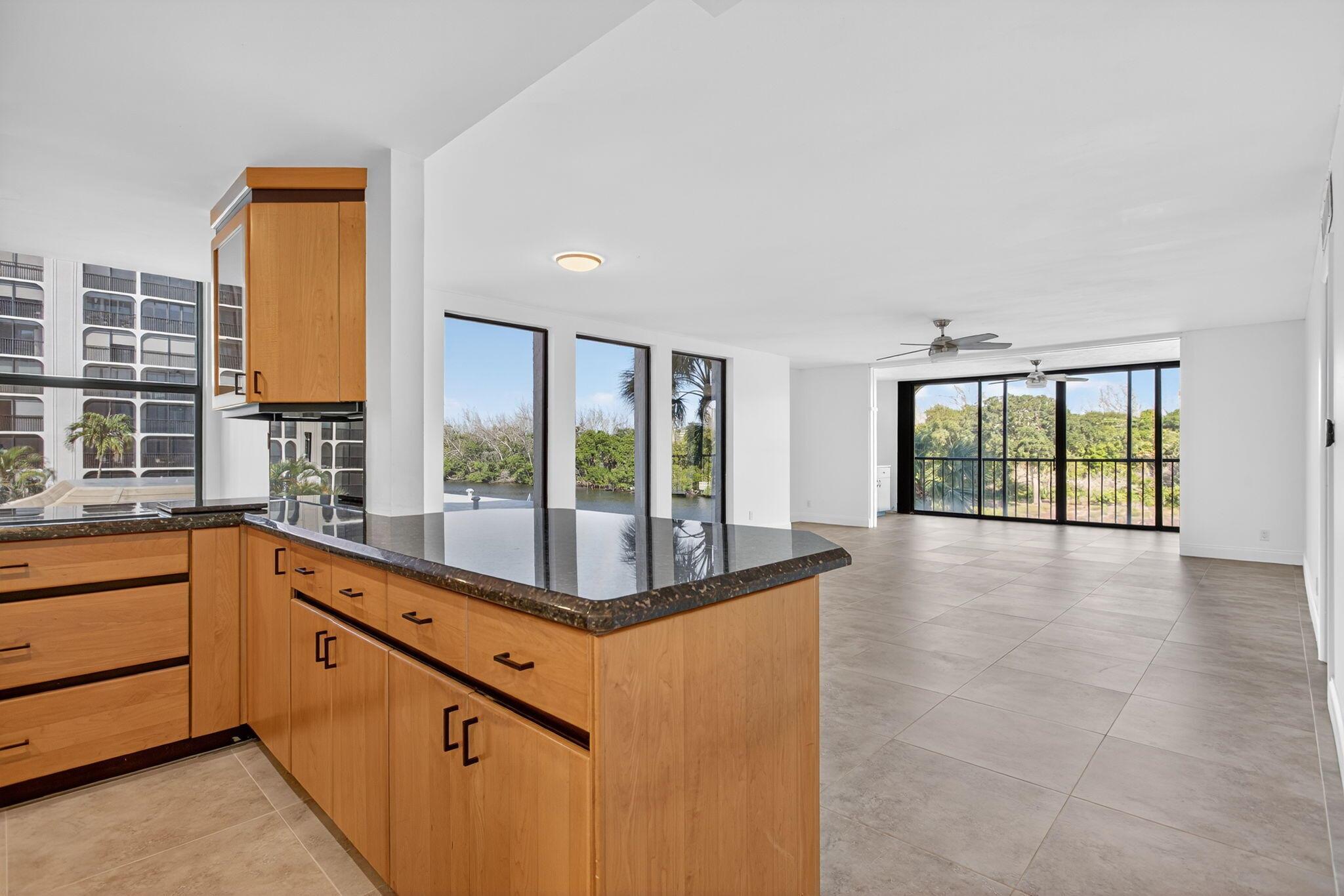 HILLSBORO LANDINGS CONDO - Residential