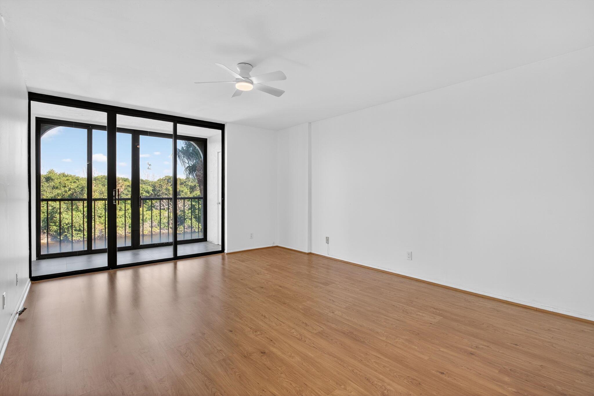 HILLSBORO LANDINGS CONDO - Residential