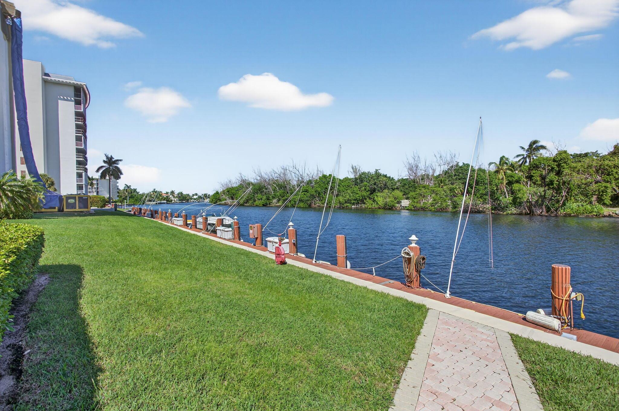 HILLSBORO LANDINGS CONDO - Residential