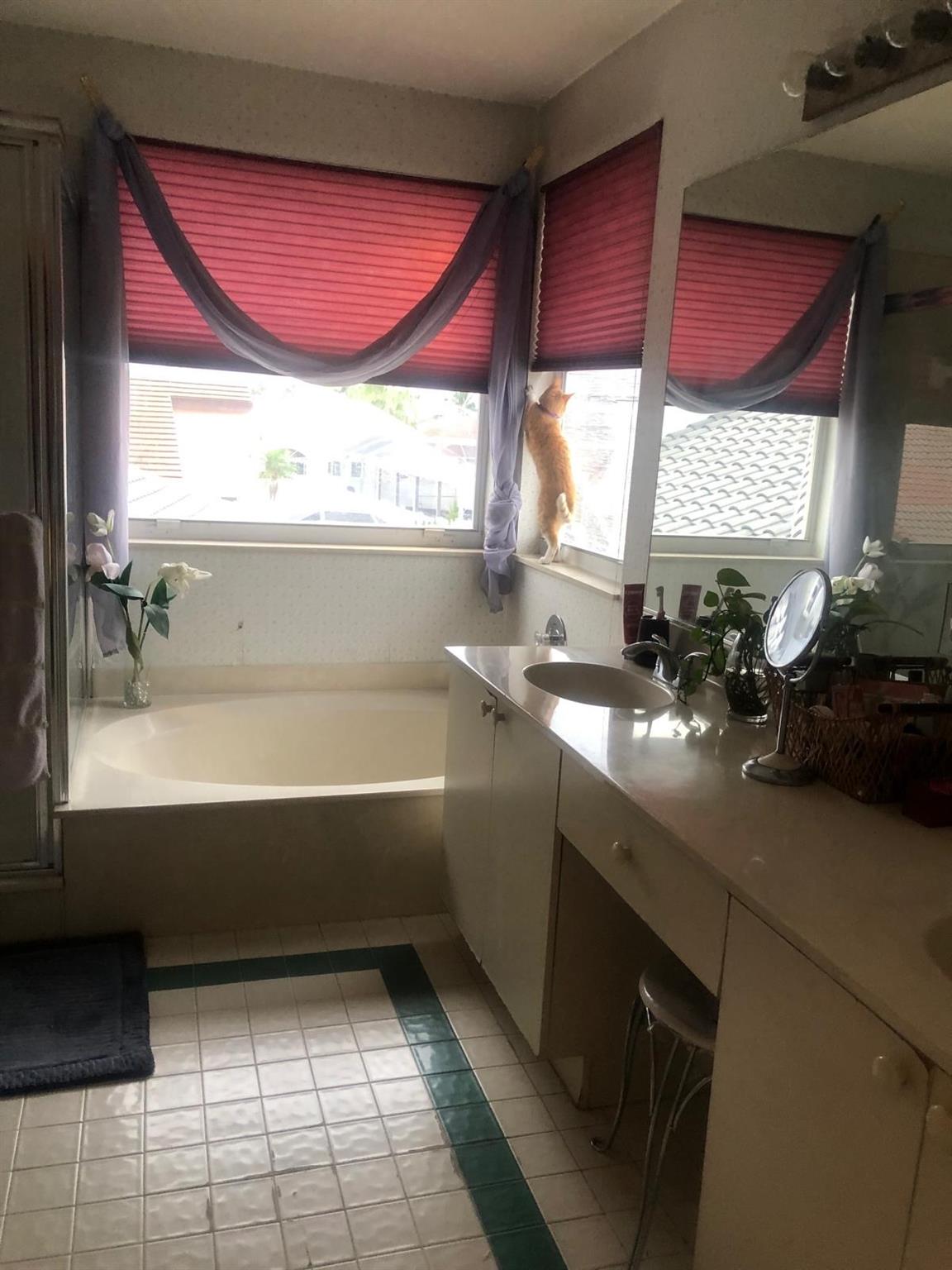 silver lakes - Residential Lease