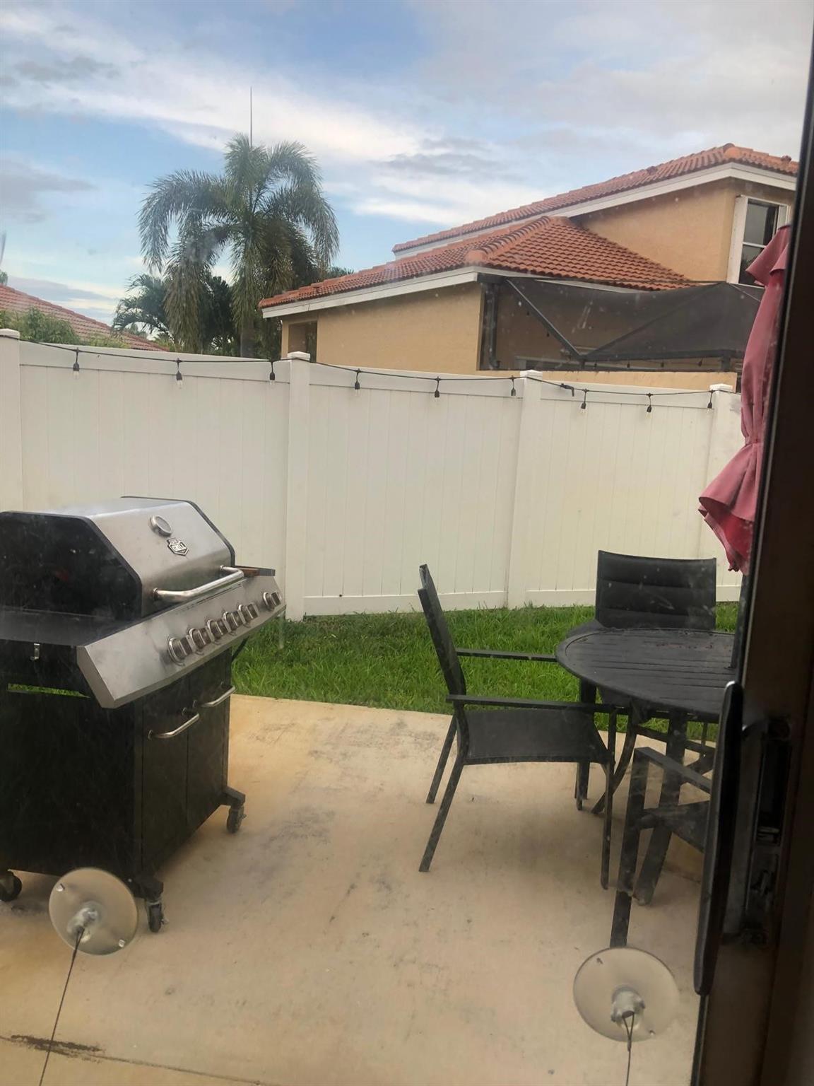 silver lakes - Residential Lease