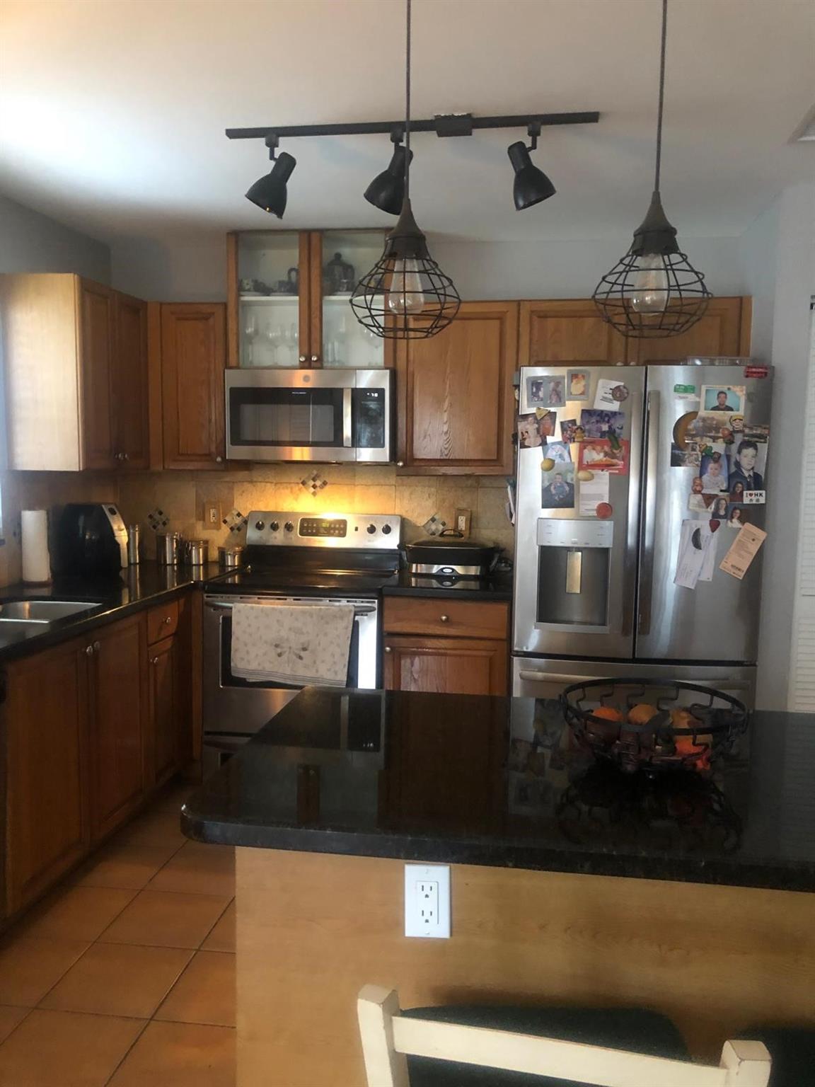 silver lakes - Residential Lease