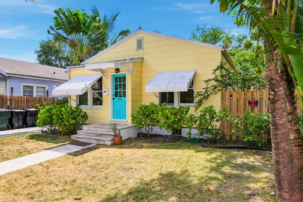 Photo of 918 N K Street, Lake Worth Beach, FL 33460 (MLS # B26048358)