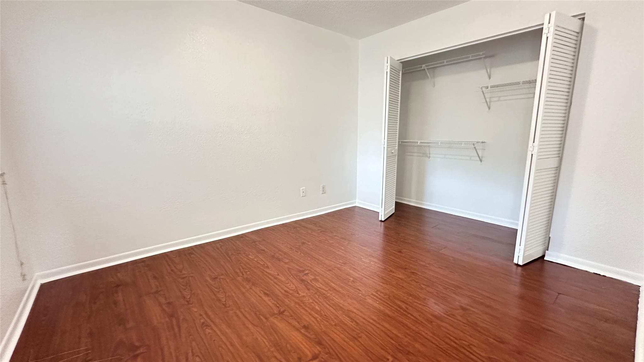 CLUB QUARTERS AT RAINTREE - Residential