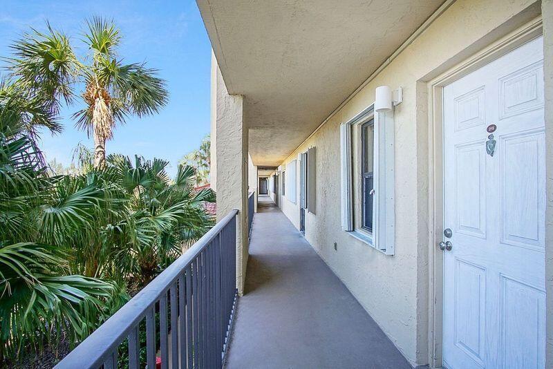 OCEAN HARBOUR SOUTH CONDO - Residential