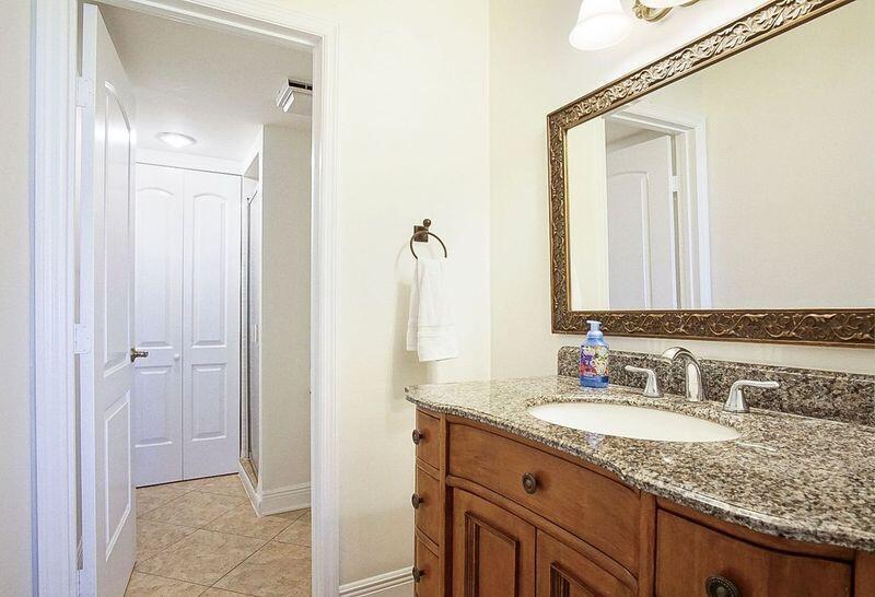 OCEAN HARBOUR SOUTH CONDO - Residential