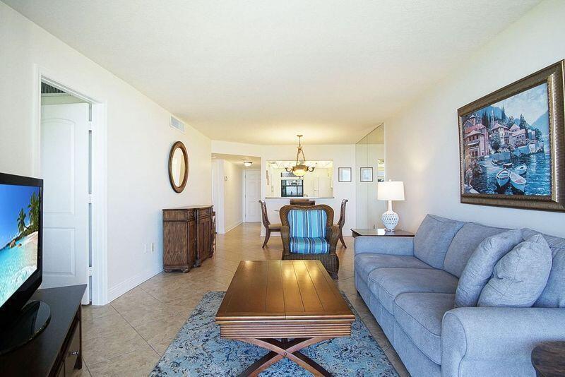 4200 N Highway A1a 215