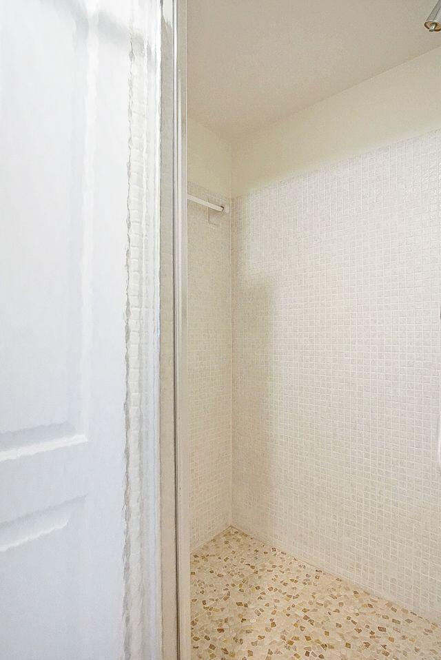 OCEAN HARBOUR SOUTH CONDO - Residential