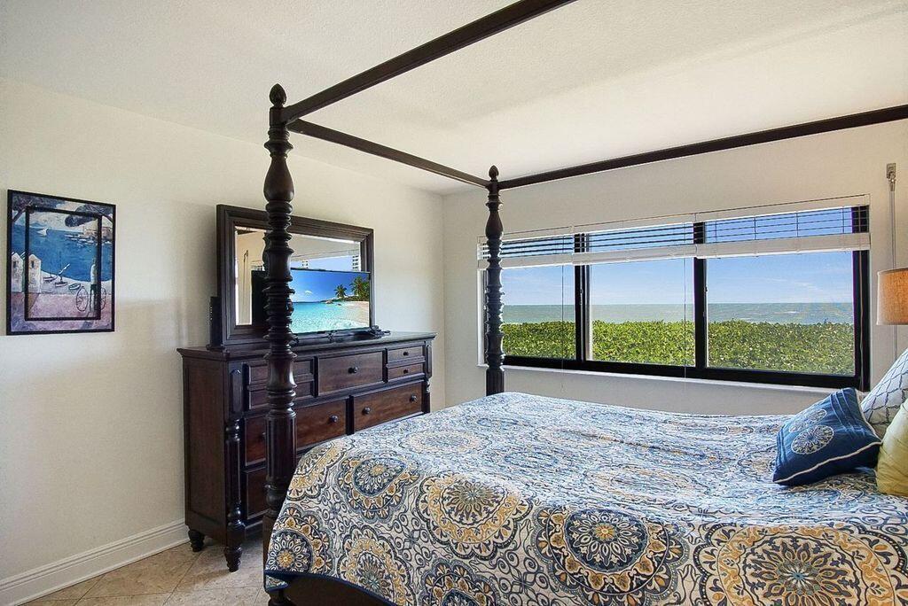 OCEAN HARBOUR SOUTH CONDO - Residential