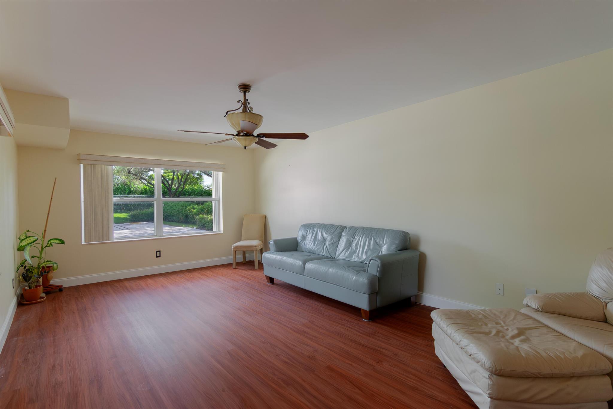 STAMFORD AT ROYAL PALM BE - Residential