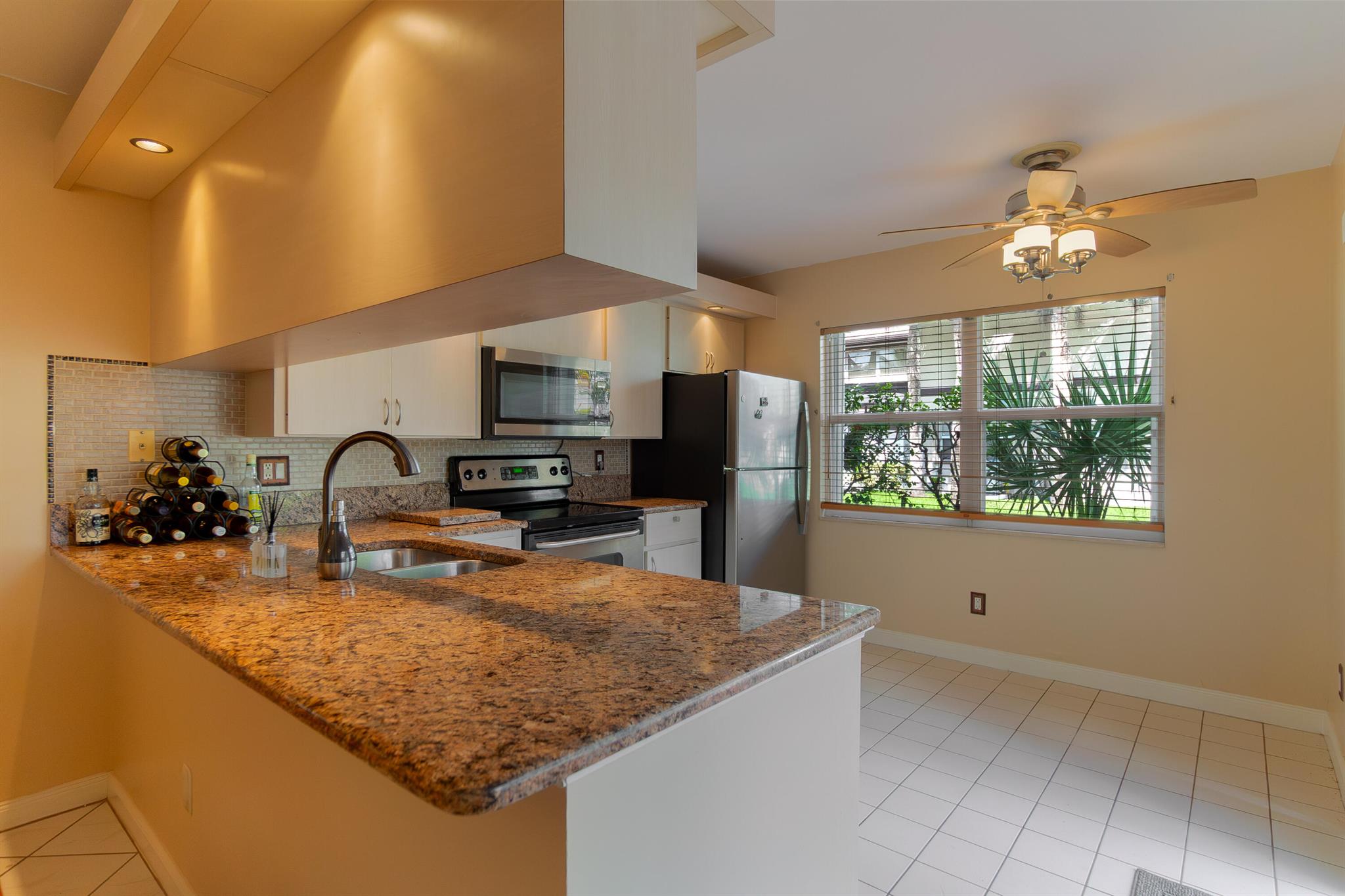 STAMFORD AT ROYAL PALM BE - Residential