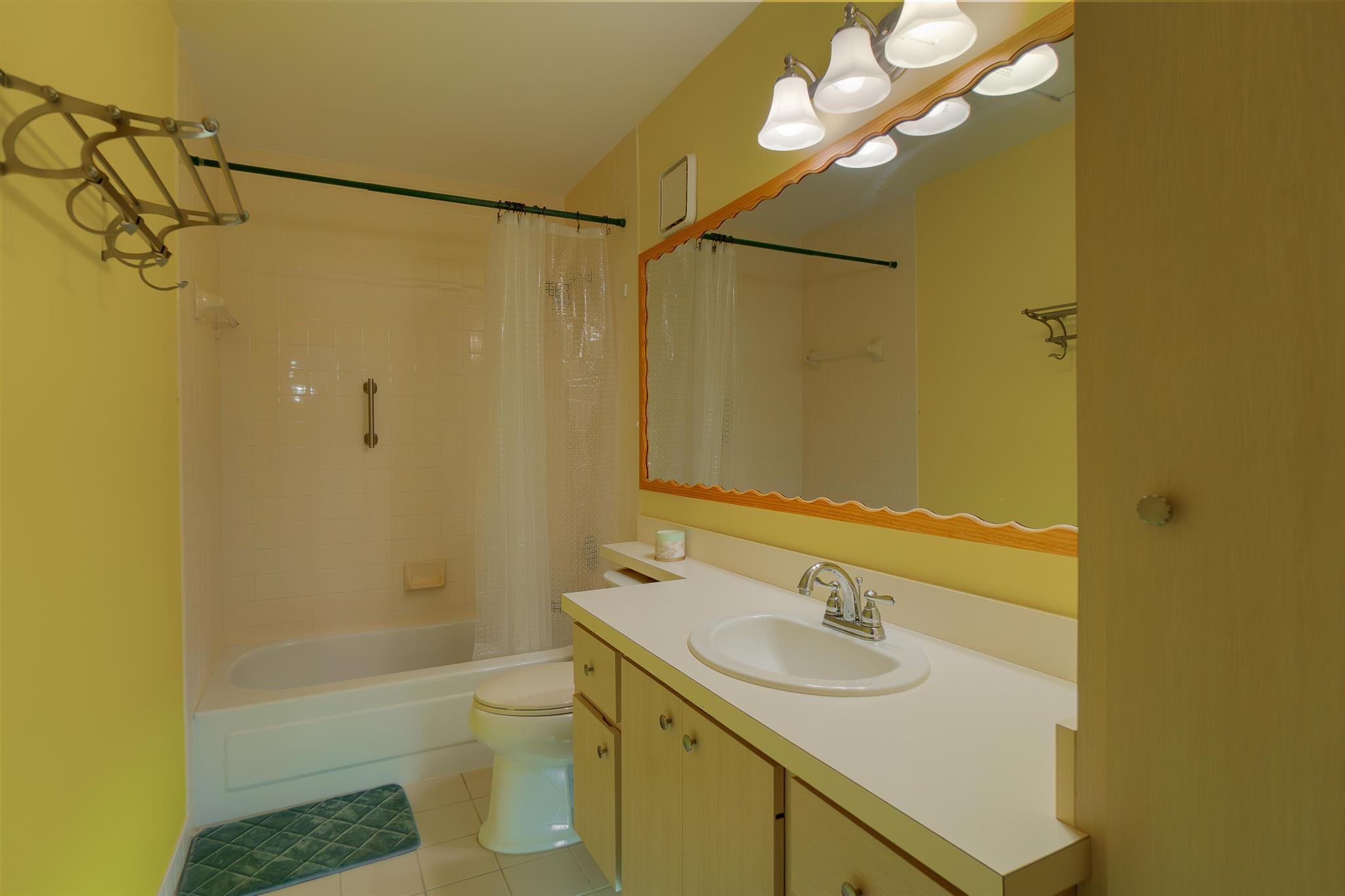 STAMFORD AT ROYAL PALM BE - Residential