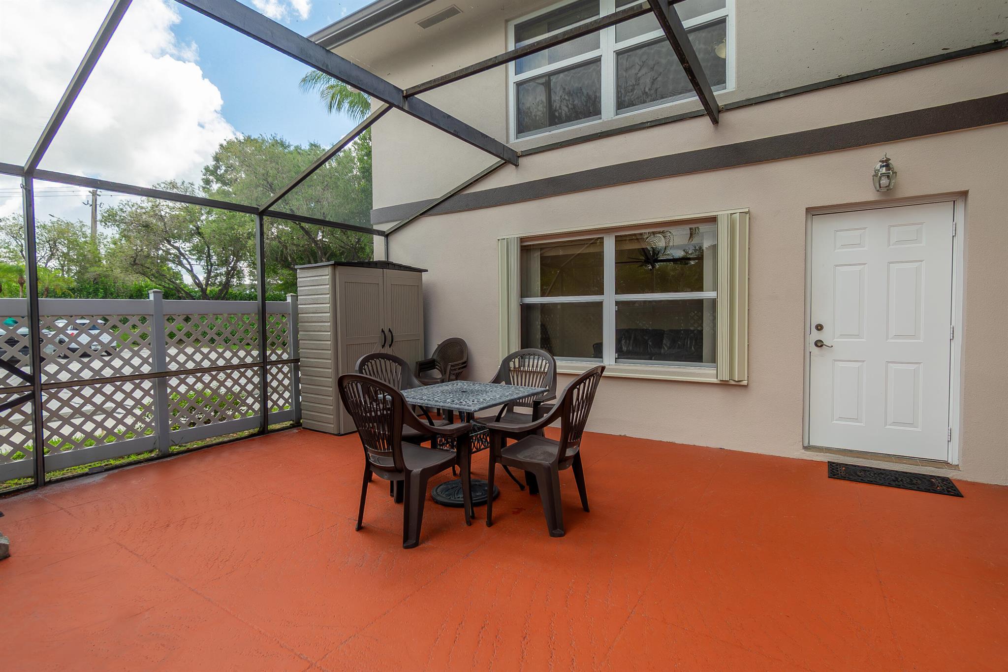 STAMFORD AT ROYAL PALM BE - Residential