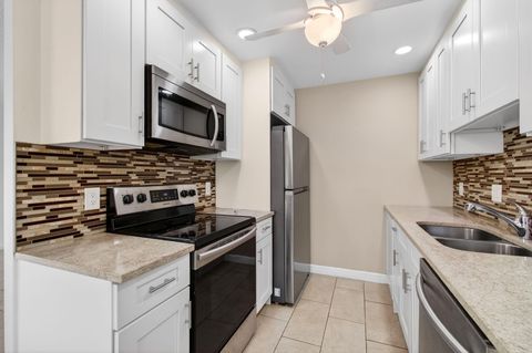 1017 Cornwall Boca Raton FL 33434