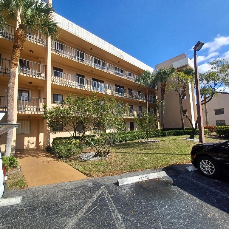 Sunrise Palm Beach Condo - Residential Lease