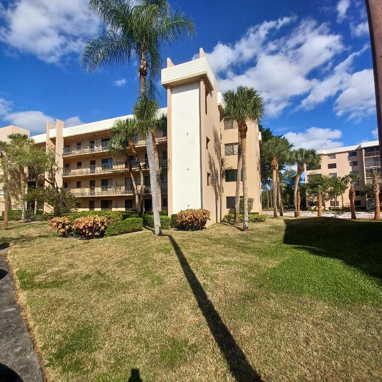 Sunrise Palm Beach Condo - Residential Lease