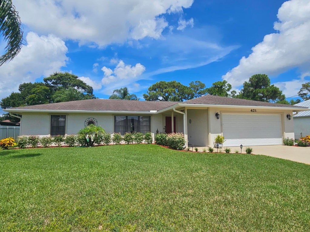 Photo of 421 SE Faith Terrace, Port Saint Lucie, FL 34983 (MLS # B26075568)