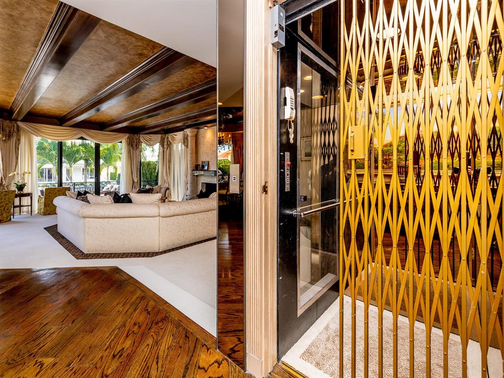 BOCA MARINA - Residential