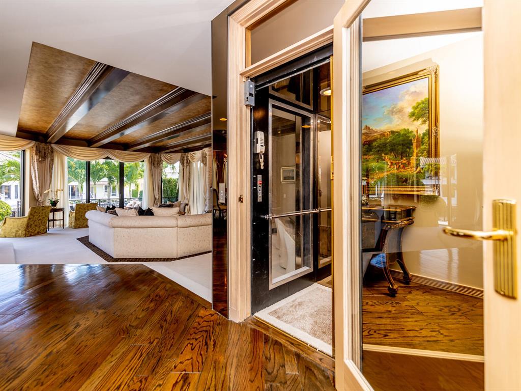 BOCA MARINA - Residential