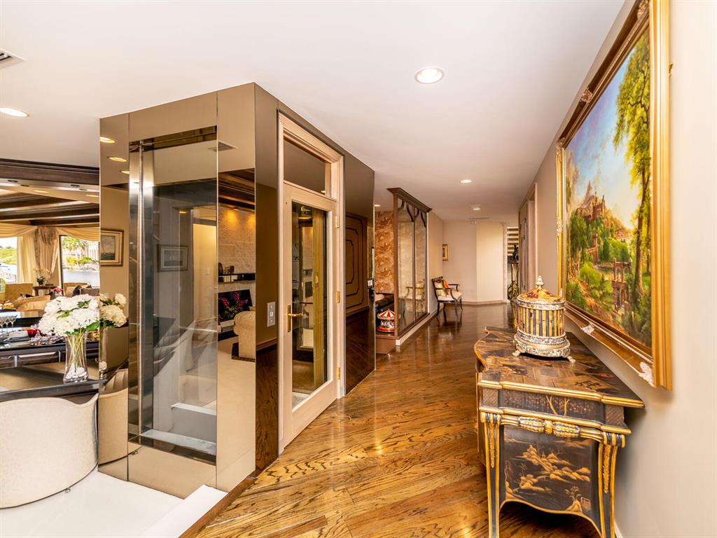 BOCA MARINA - Residential