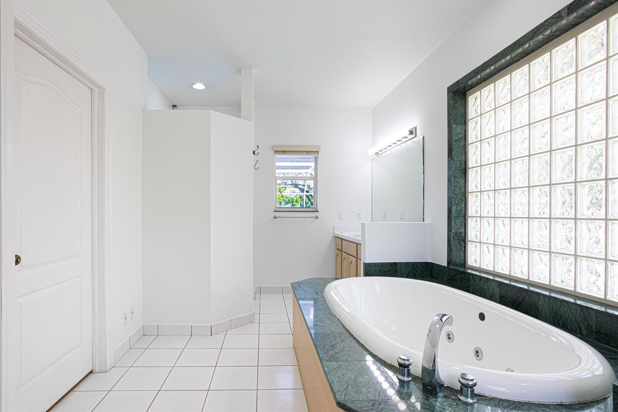 EASTWOOD OF WELLINGTON 3 - Residential