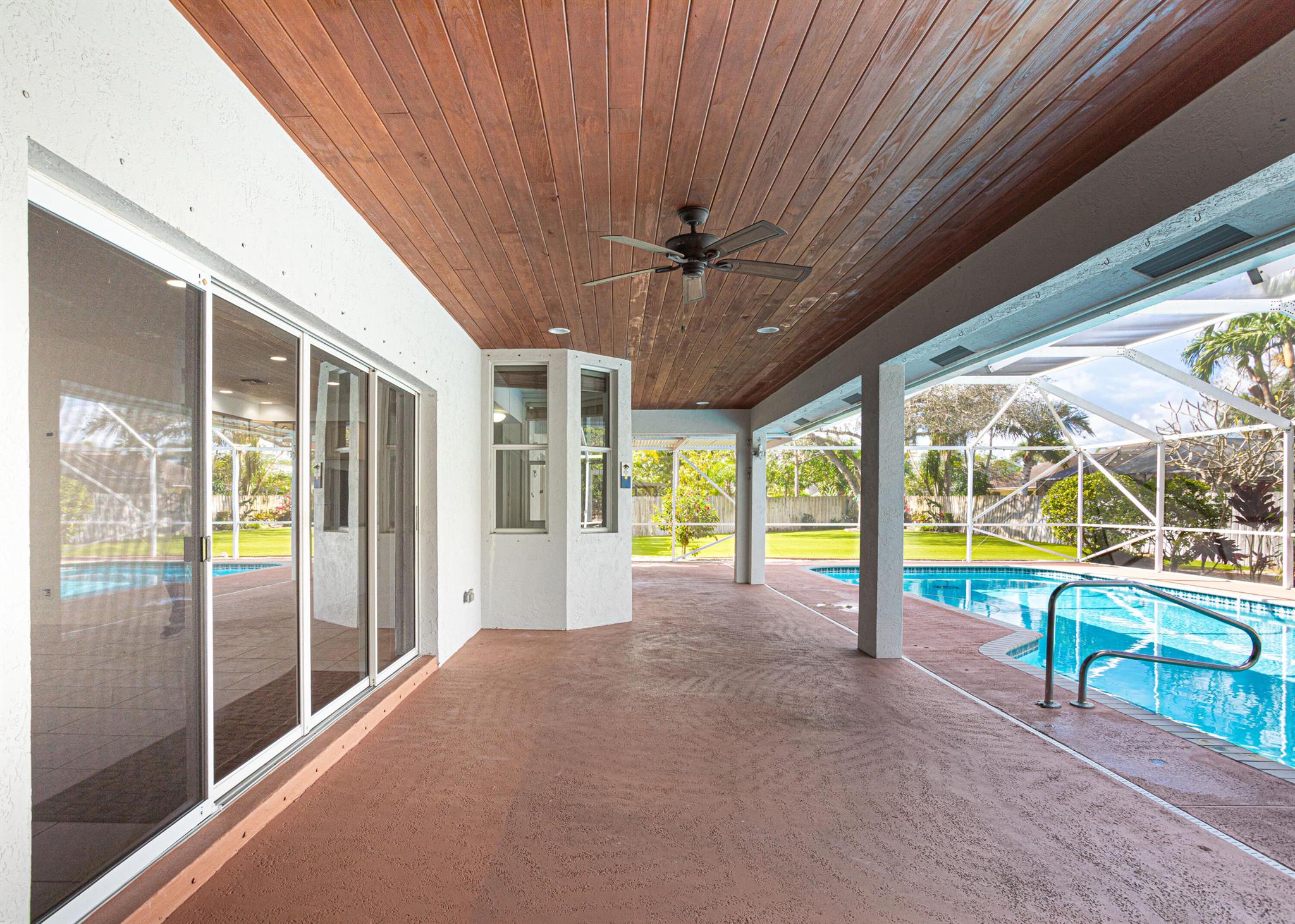 EASTWOOD OF WELLINGTON 3 - Residential