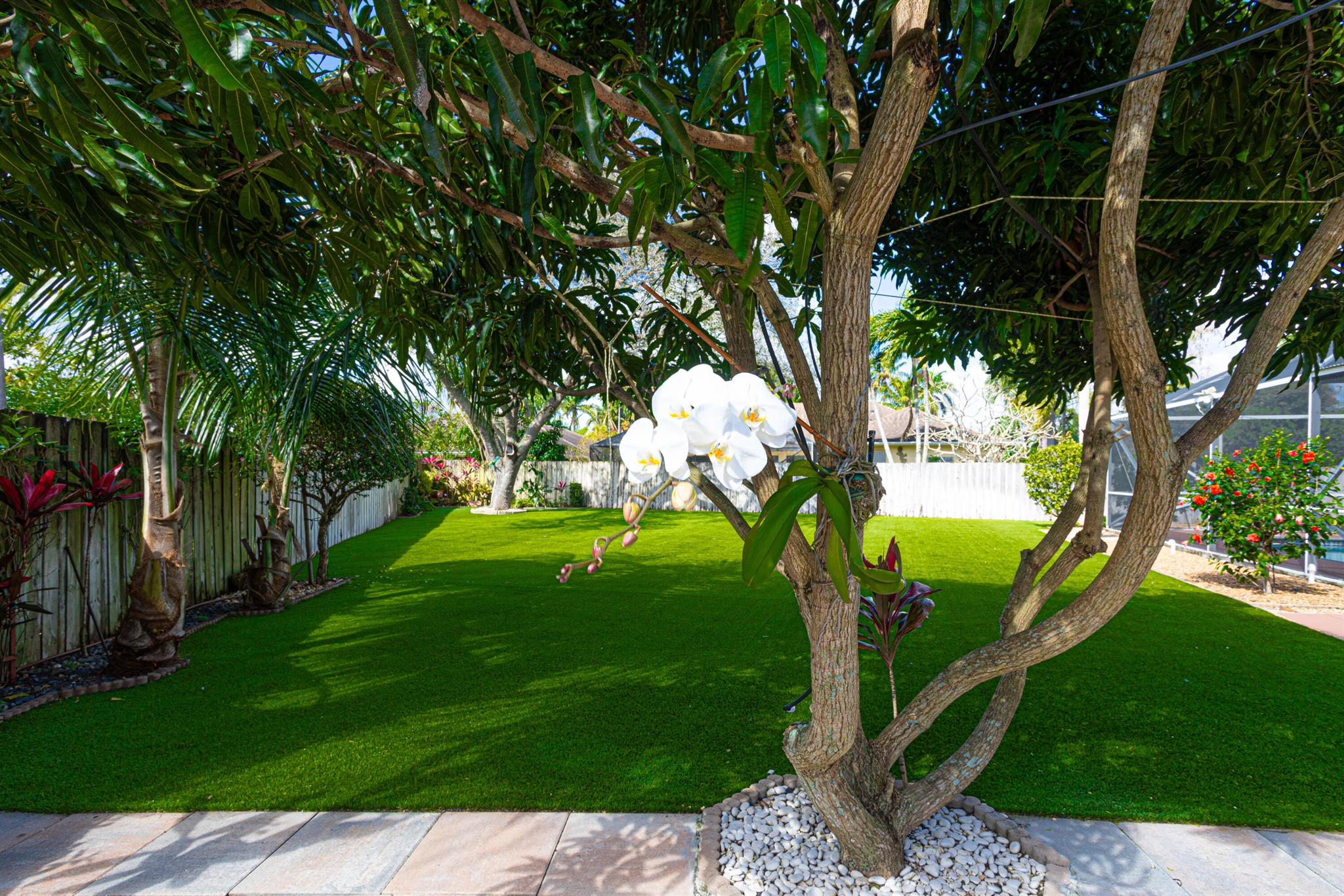 EASTWOOD OF WELLINGTON 3 - Residential