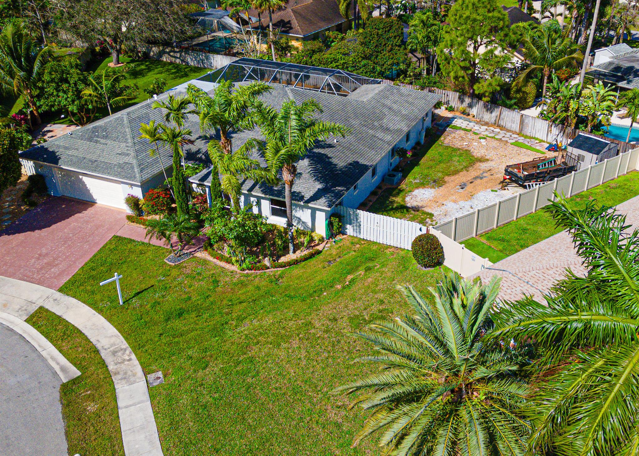 EASTWOOD OF WELLINGTON 3 - Residential