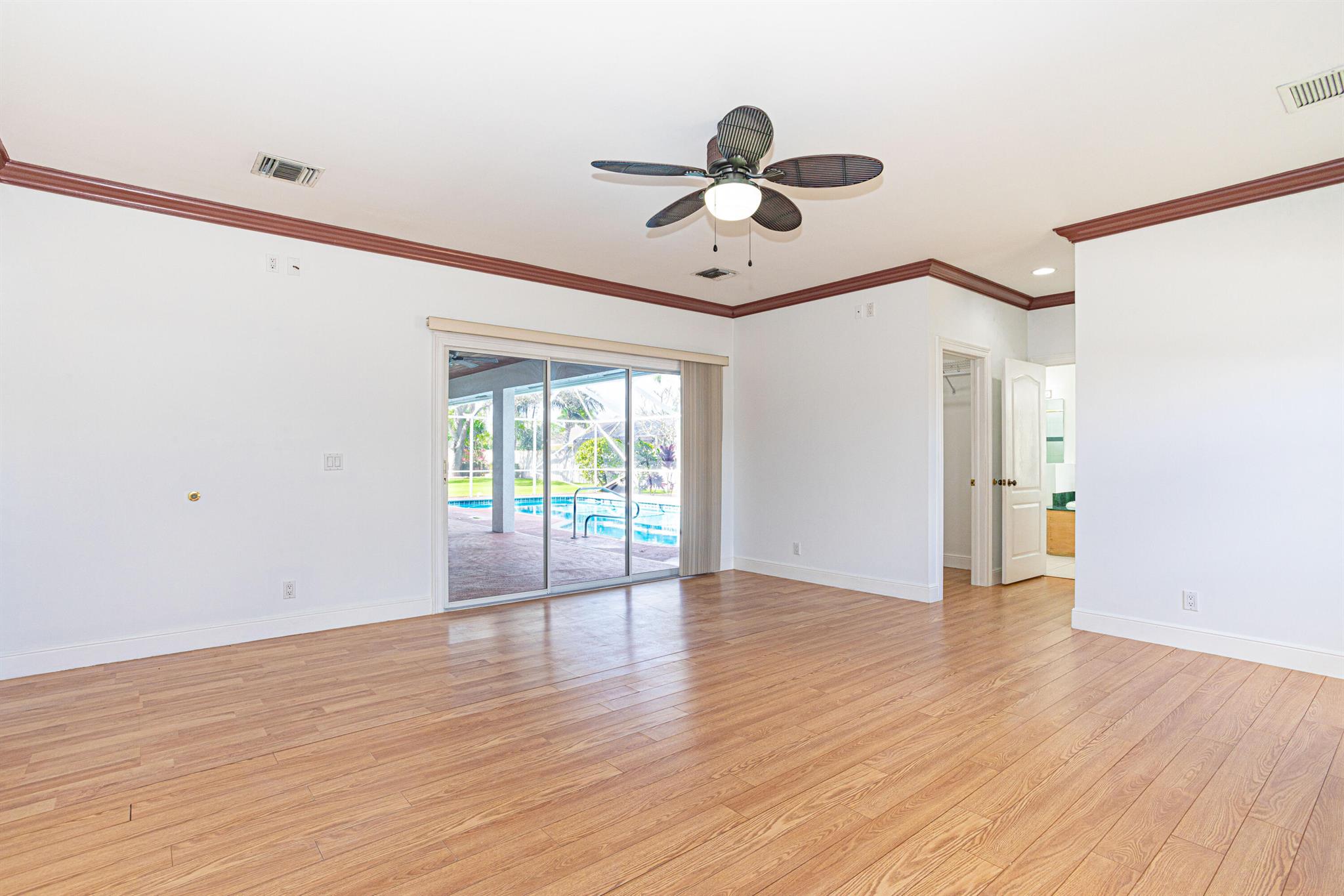 EASTWOOD OF WELLINGTON 3 - Residential