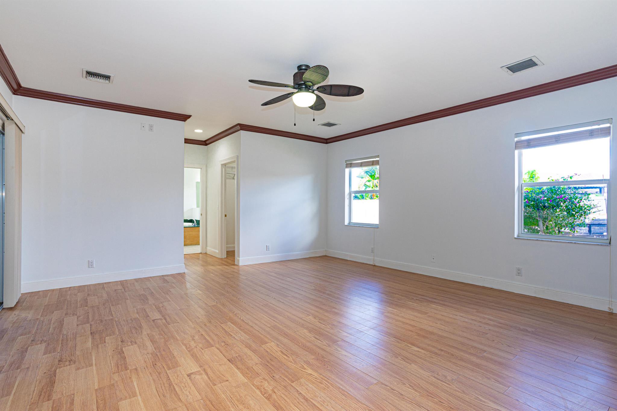 EASTWOOD OF WELLINGTON 3 - Residential