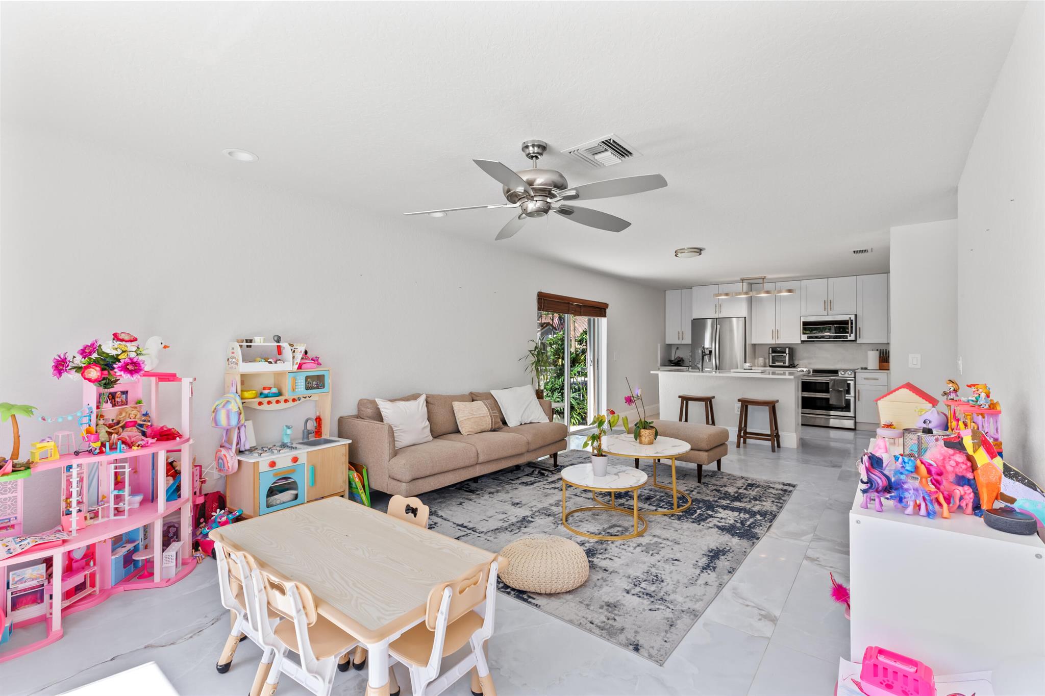 TERRAMAR ONE - Residential Lease