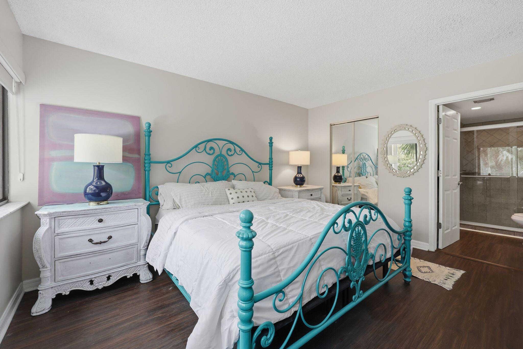 SEA RISE CONDO - Residential