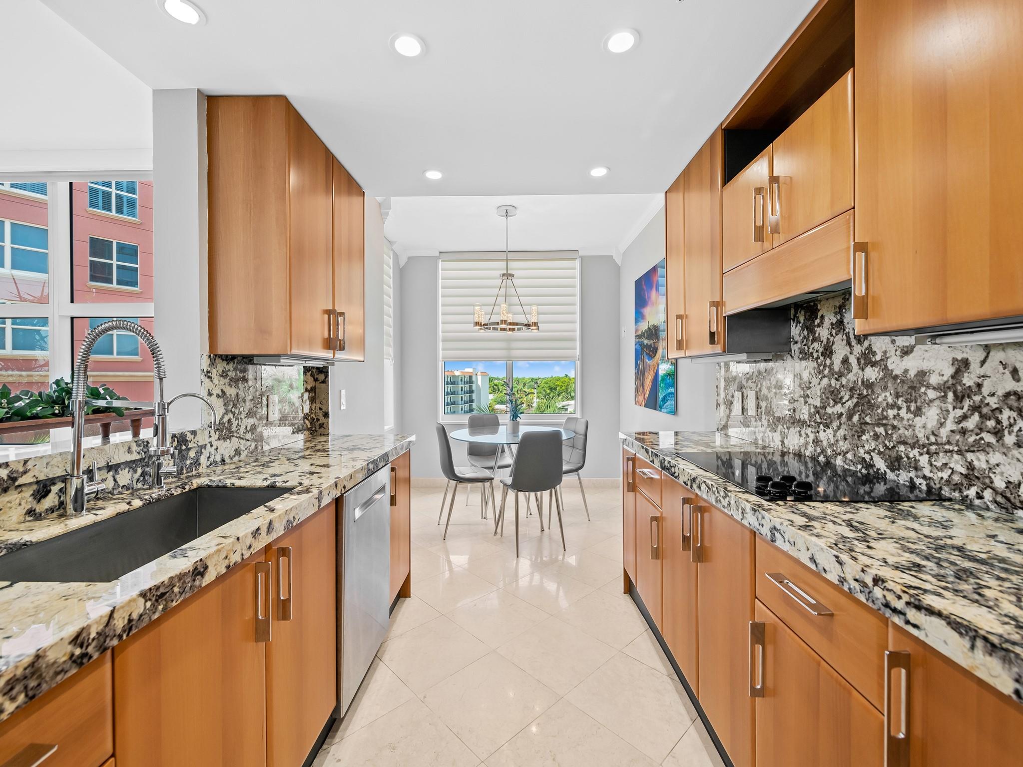 2110 N Ocean Blvd 6F
