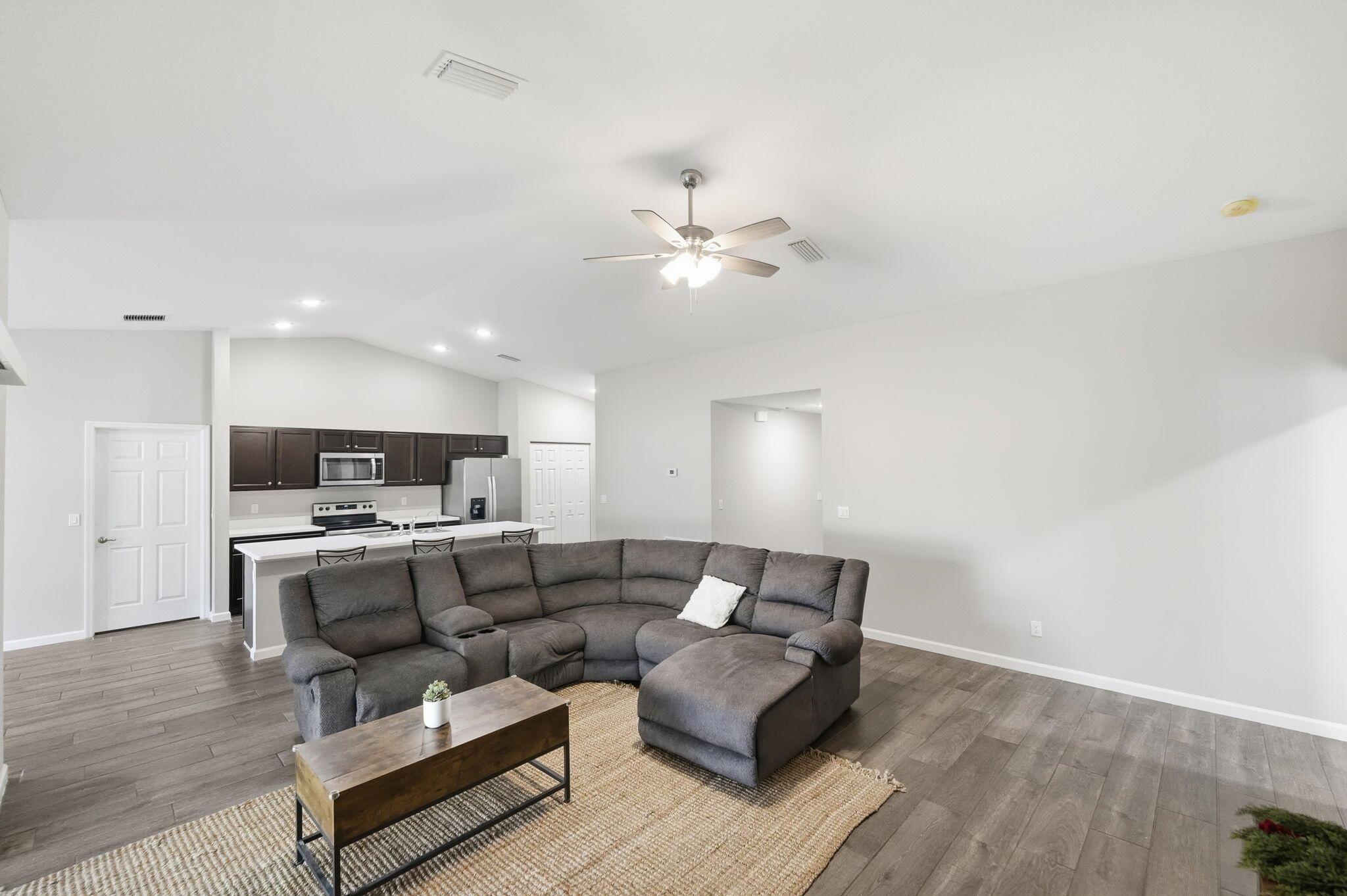 PORT ST LUCIE SECTION 44 - Residential