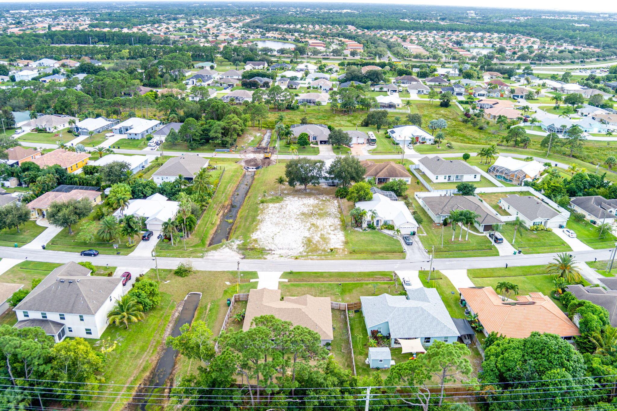 PORT ST LUCIE SECTION 44 - Residential