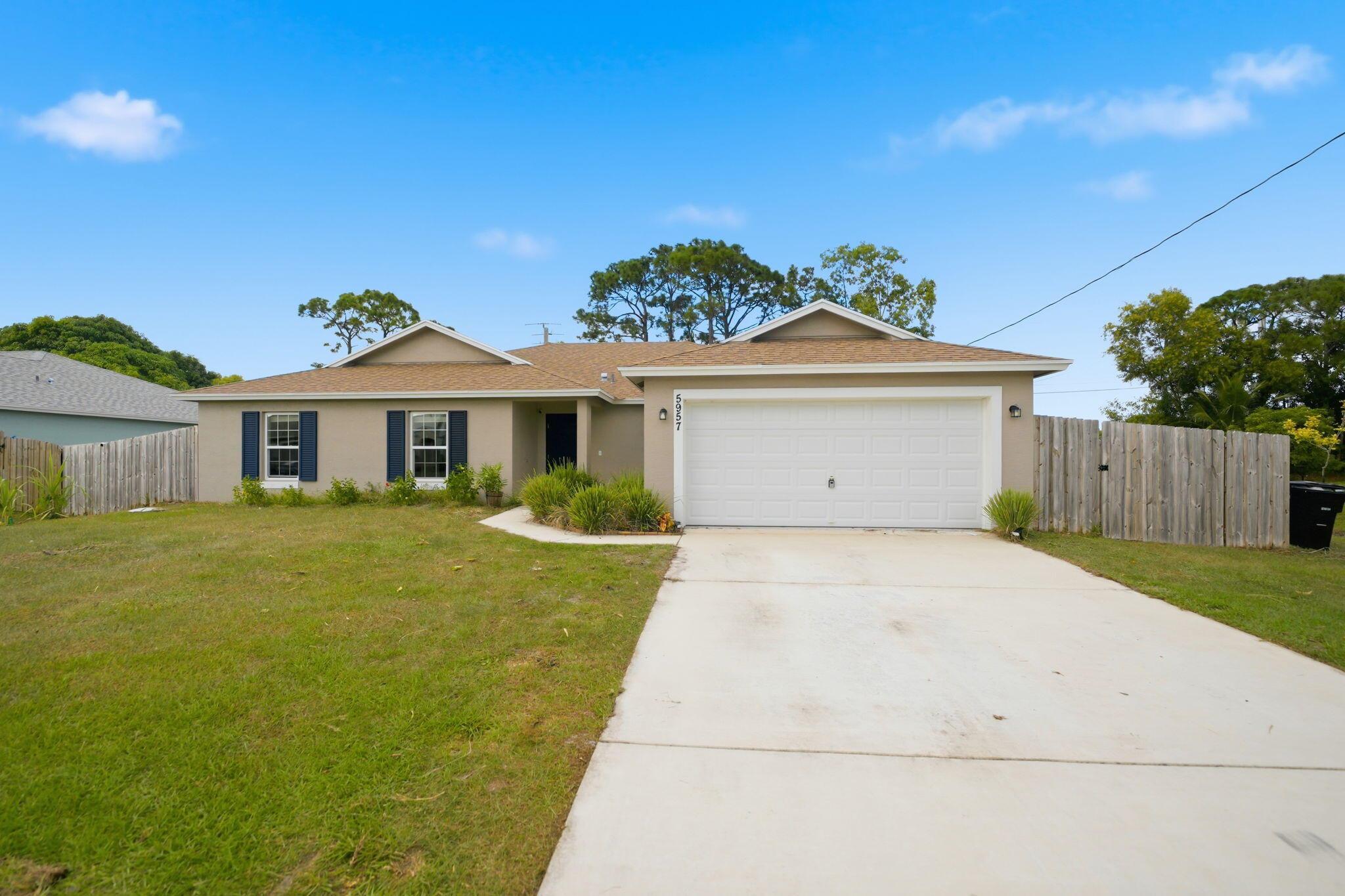 PORT ST LUCIE SECTION 44 - Residential