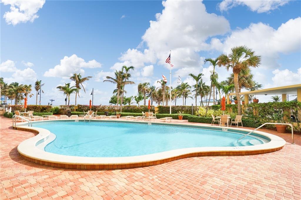 Bermuda House - Residential