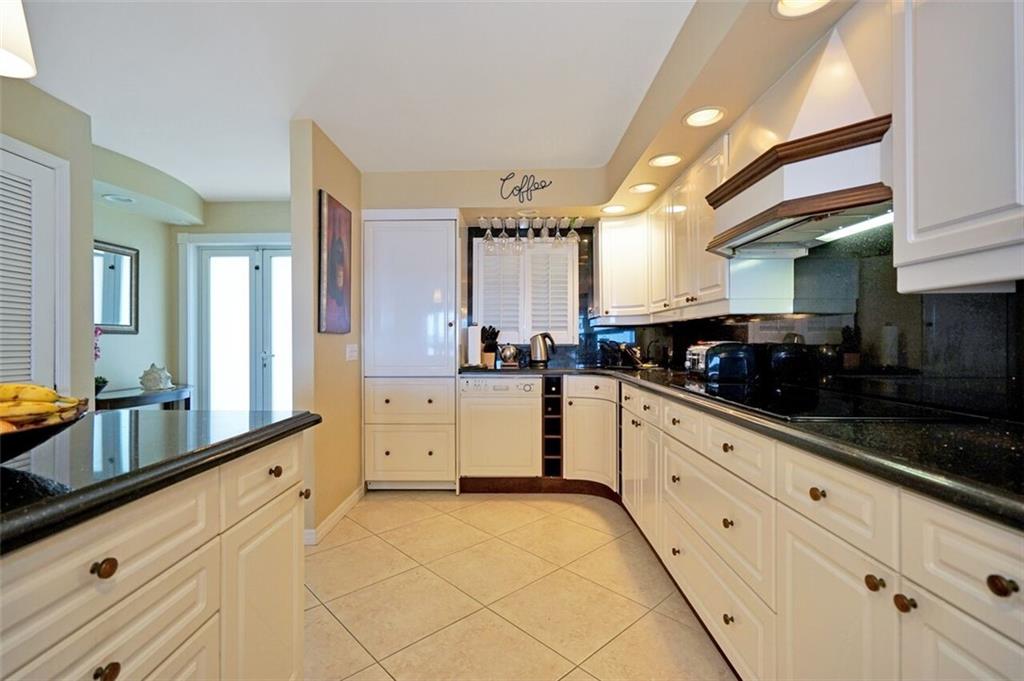 Bermuda House - Residential